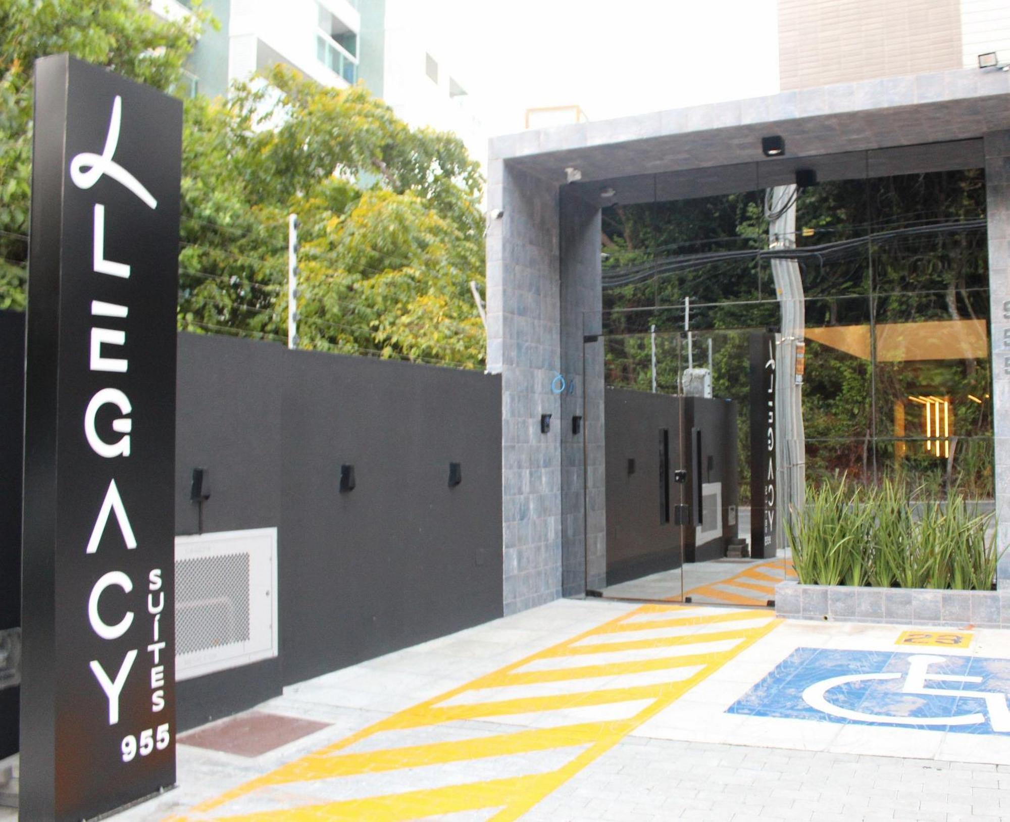 Legacy By Day By Day Apartamento
